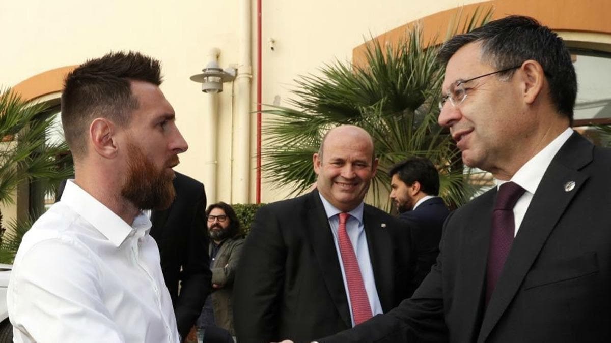 Barcelona Bakan Bartomeu: ''Messi takmda kalacak''