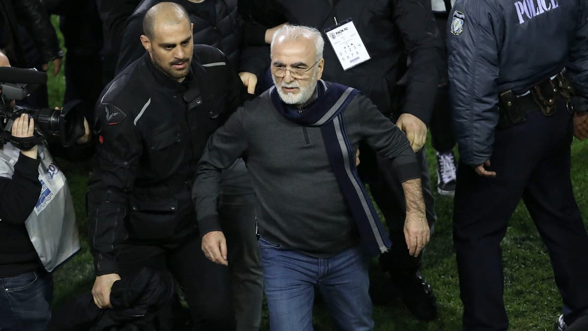 Be�ikta� ma�� i�in PAOK Ba�kan� Savvidis'den bir fla� karar daha!