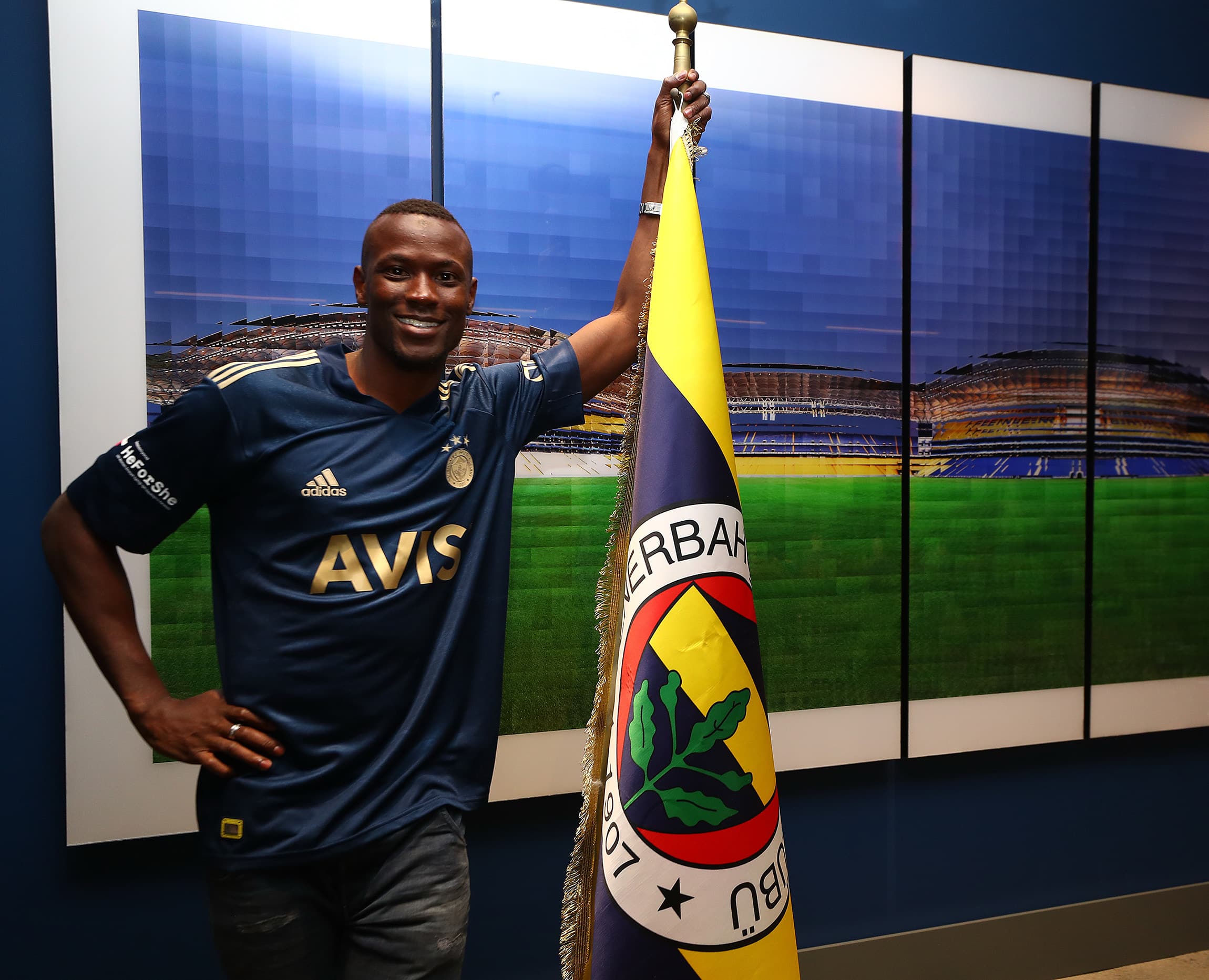 Kas�mpa�a'dan a��klama: 'Mame Thiam ve Fatih �zt�rk i�in bonservis almad�k'