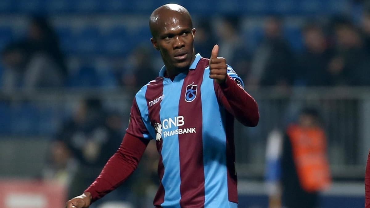 F.Bah�e'de Anthony Nwakaeme bombas�