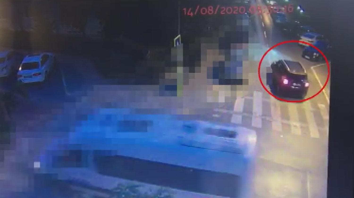 Kiral�k otomobille h�rs�zl�k yapan zanl�lar yakay� ele verdi