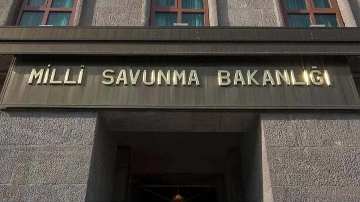 MSB'den Yksek Askeri ura Kararlar ile ilgili aklama