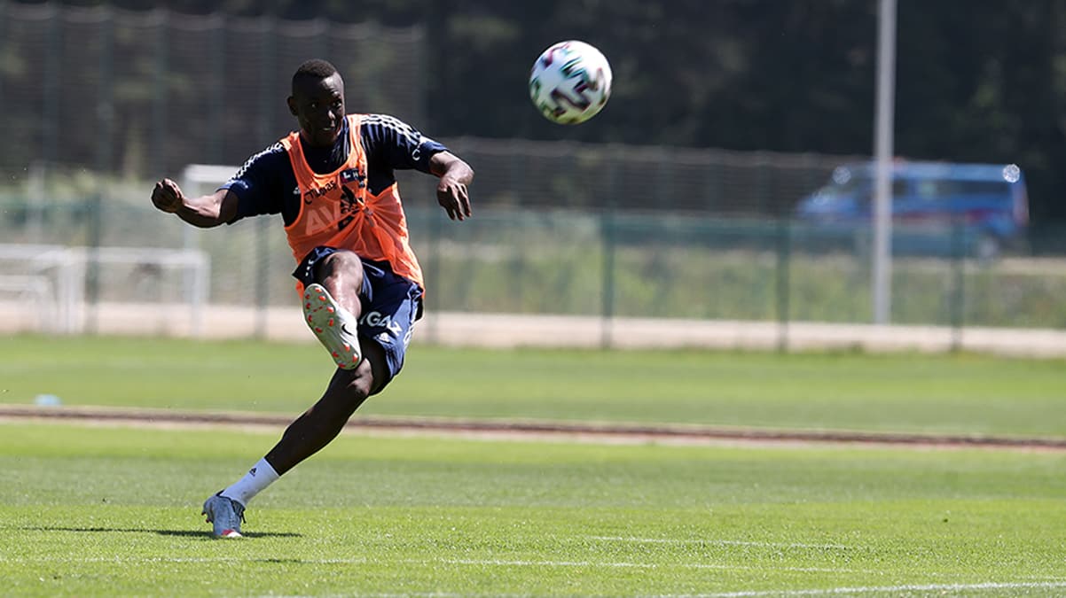 Topuk Yaylas�'nda Mame Thiam r�zgar�!