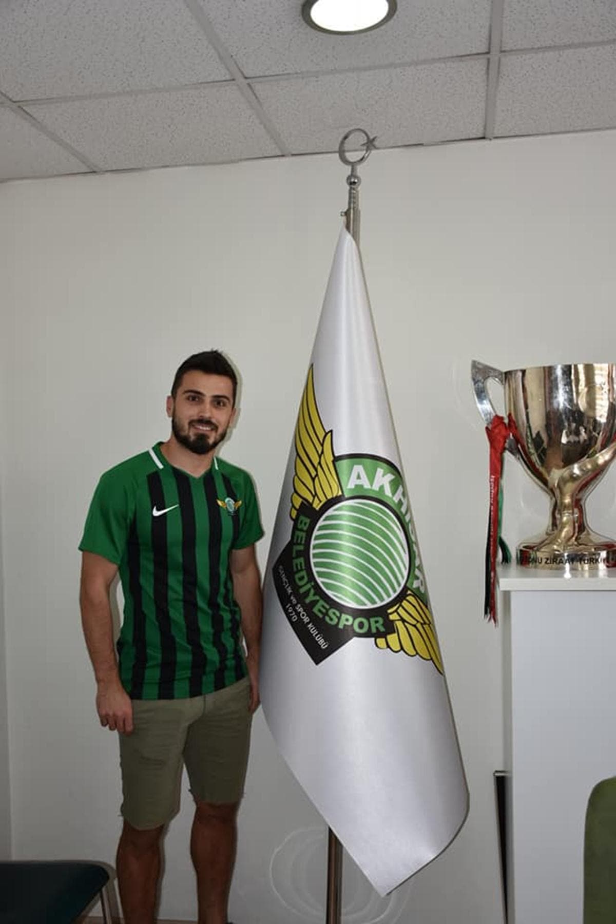 Eray Ataseven Akhisarspor'da kald�