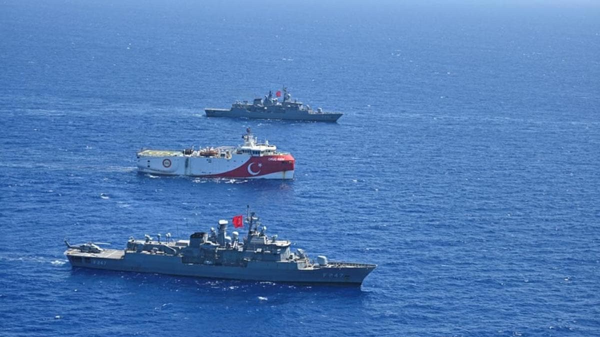 MSB: Oru Reis gemisine refakat ve koruma kararllkla devam ediyor