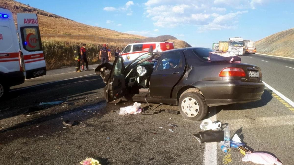 Erzincan'da feci kaza: 2 kii hayatn kaybetti