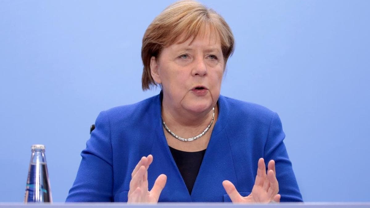 Merkel: Trkiye ile Yunanistan arasnda diyaloun olumas iin aba sarf ediyoruz
