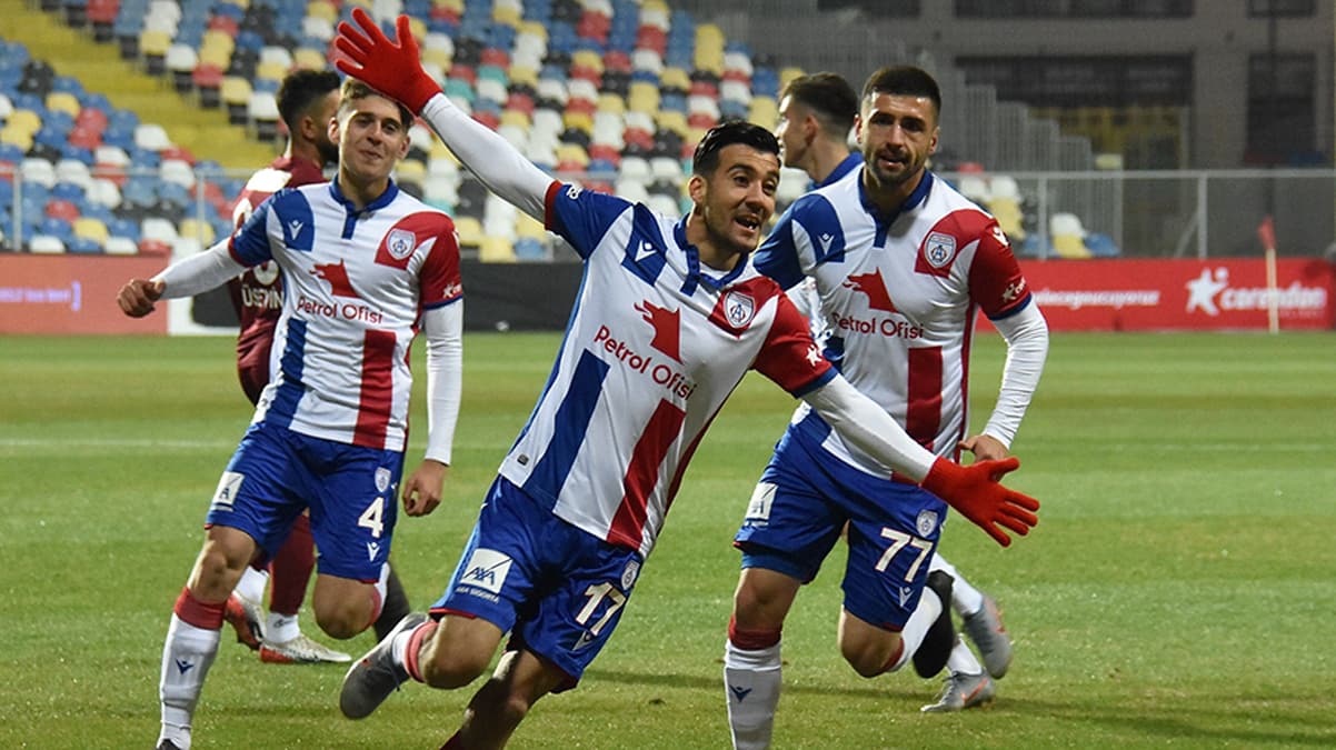 Atakan �ner 150 bin euroya Be�ikta�'ta