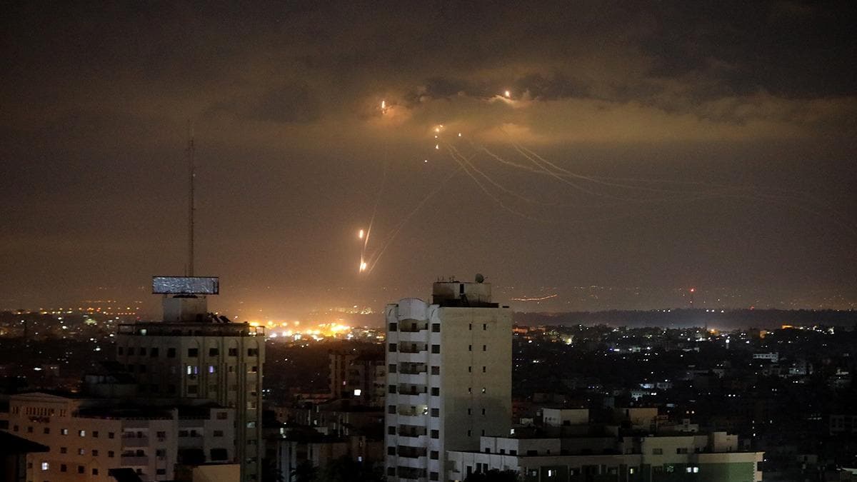 srail ordusu Gazze eridi'nde Hamas'a ait noktalar bombalad