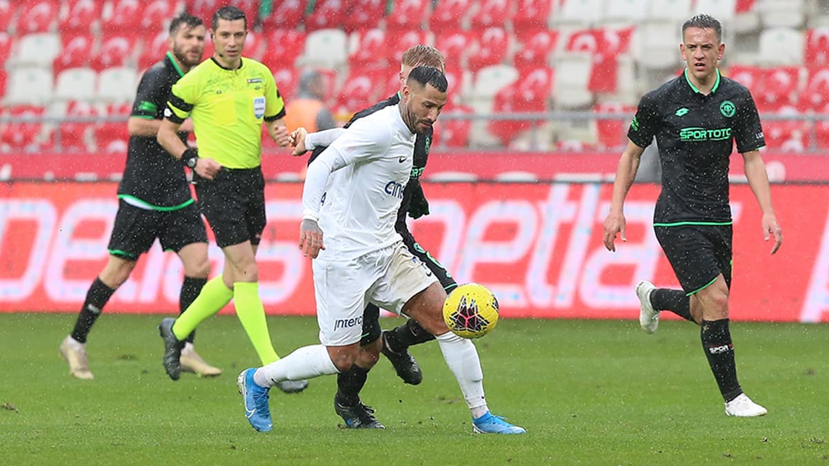 Altay Ba�kan�'ndan Quaresma itiraf�!