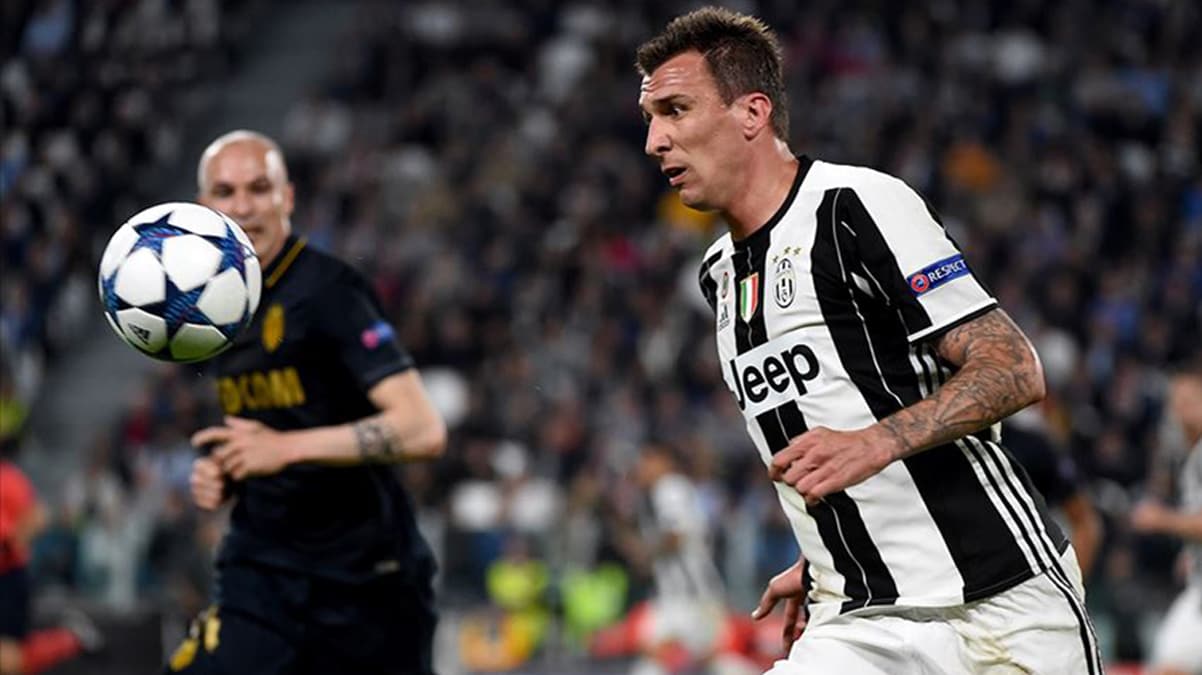 Fenerbah�e Mandzukic i�in teklifini yapt�