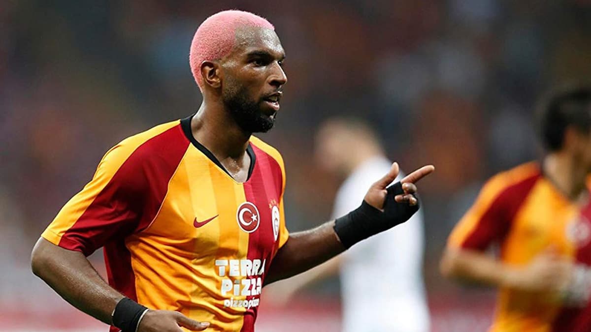 Ryan Babel ile taraftar aras�nda ilgin� diyalog