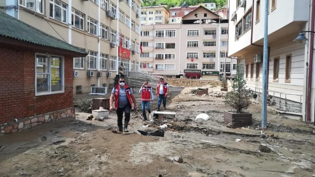 Bakan Seluk: Giresun'daki sel felaketi iin 2.5 milyon lira kaynak aktaracaz