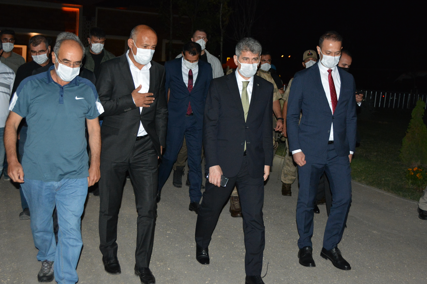 ��i�leri Bakan Yard�mc�s� �nce, Malazgirt'te incelemelerde bulundu