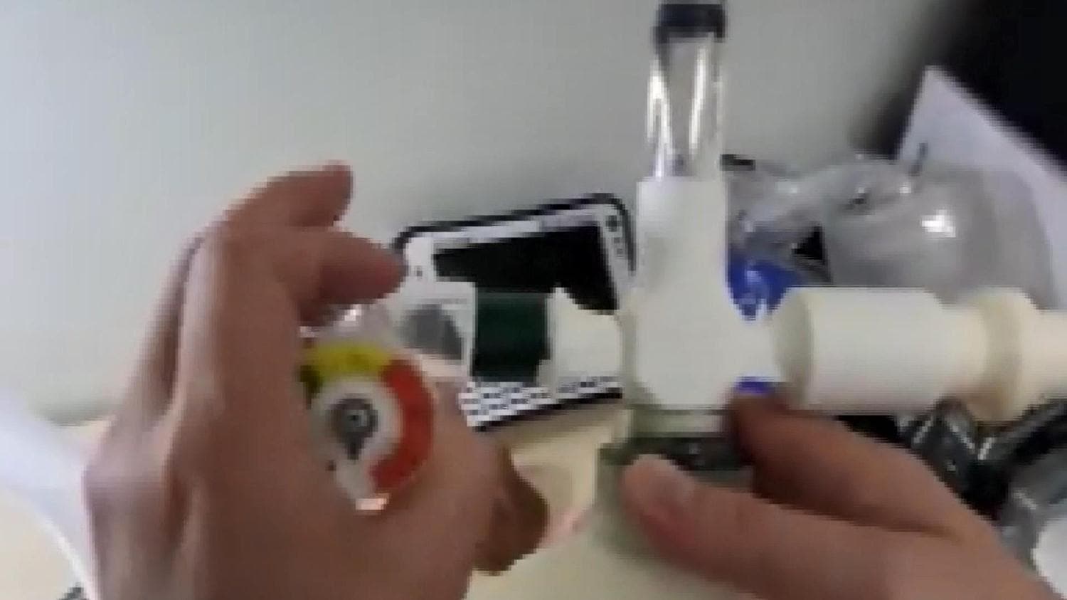 Japon doktor e-posta ile g�nderilen ve 3D yaz�c�lar arac�l���yla �retilebilen solunum cihaz� geli�tirdi