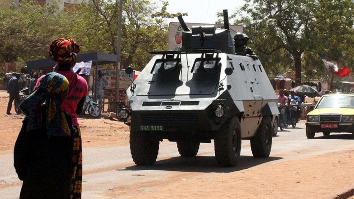 Mali'de muhalefet gei srecinde askeri cuntaya i birlii teklif etti