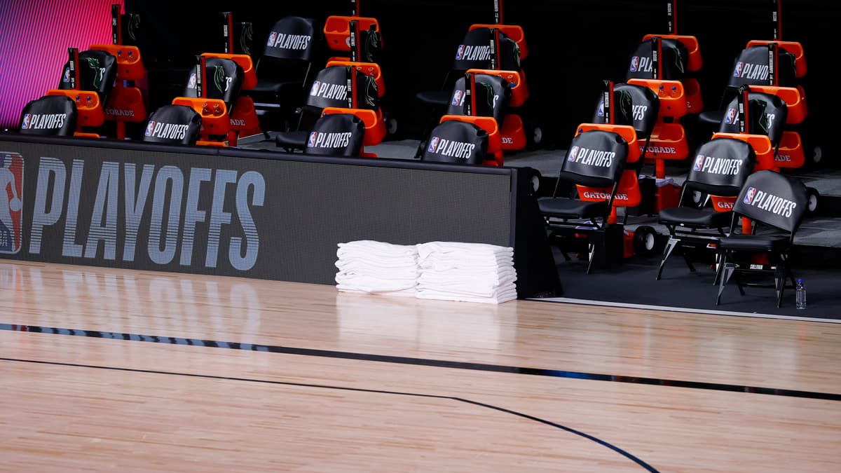 NBA'de �rk��l�k protestosu! Milwaukee Bucks sahaya ��kmad�