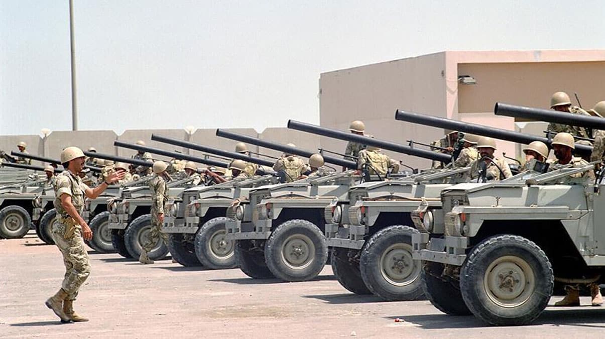 Suudi g��ler Yemen'in do�usundaki s�n�r kap�s�na ula�t�