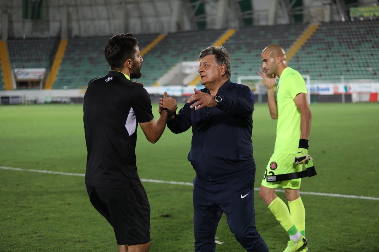 Y�lmaz Vural Bursaspor yolunda