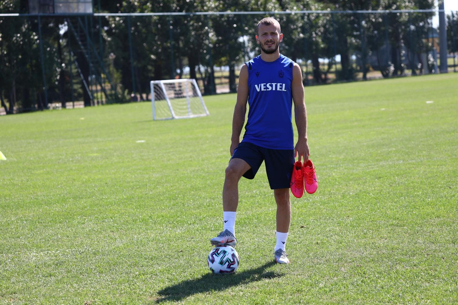 Abdulkadir Parmak'�n hedefi Eddie Newton'la �ifte kupa