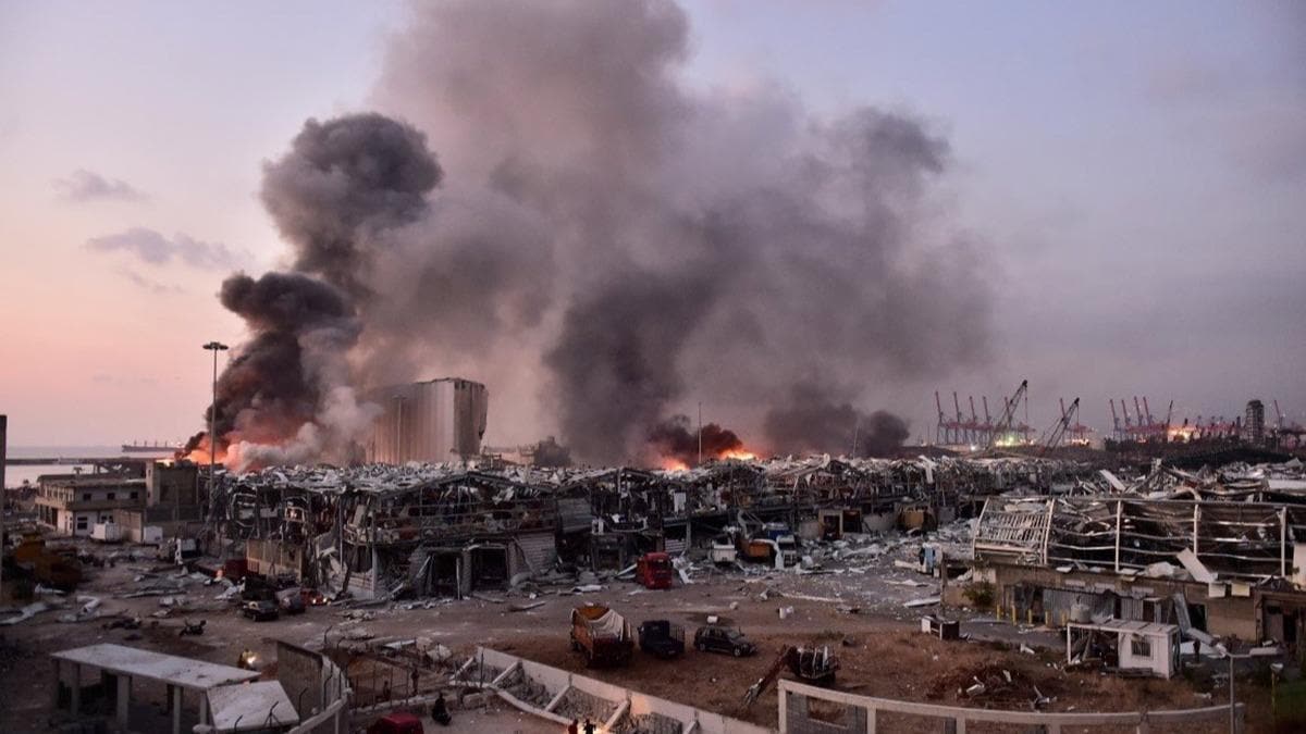 Dikkat eken aklama: Beyrut'taki patlamann nedeni srail olabilir