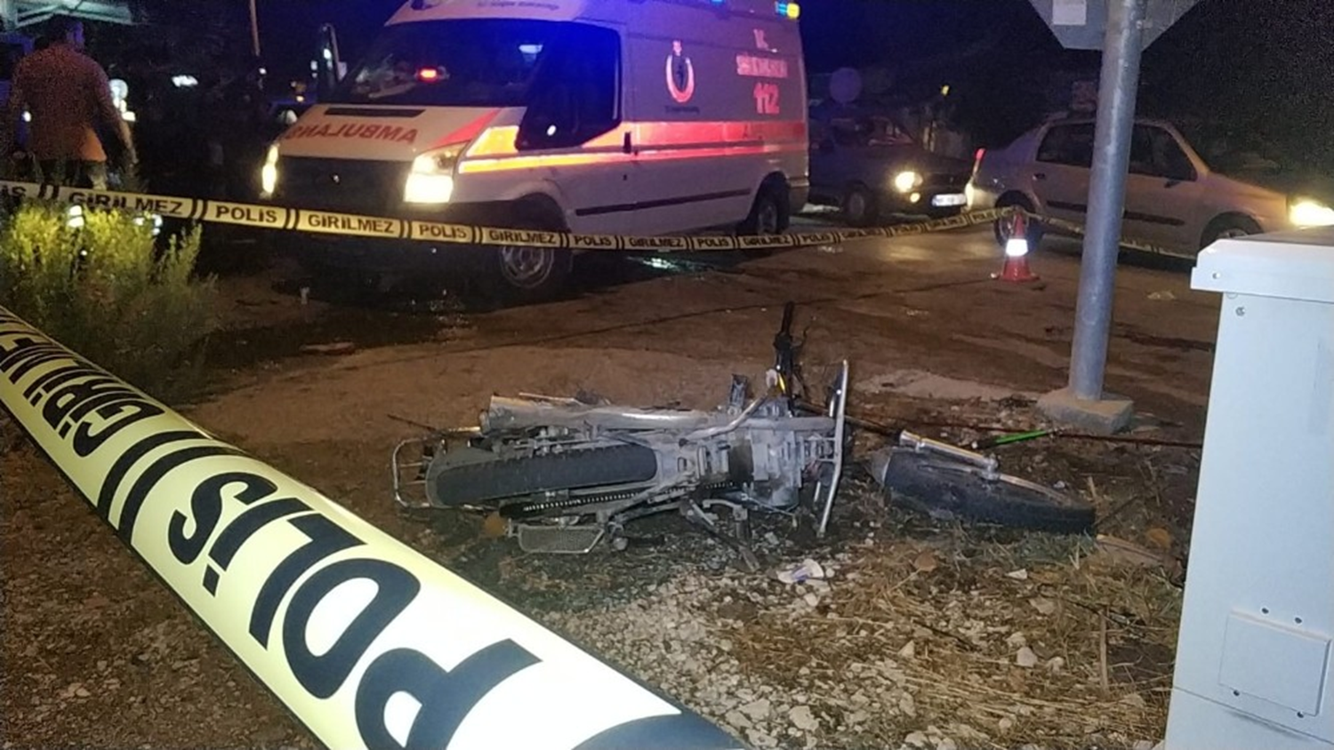 Mu�la'da otomobille motosikletin �arp��ma an� kamerada