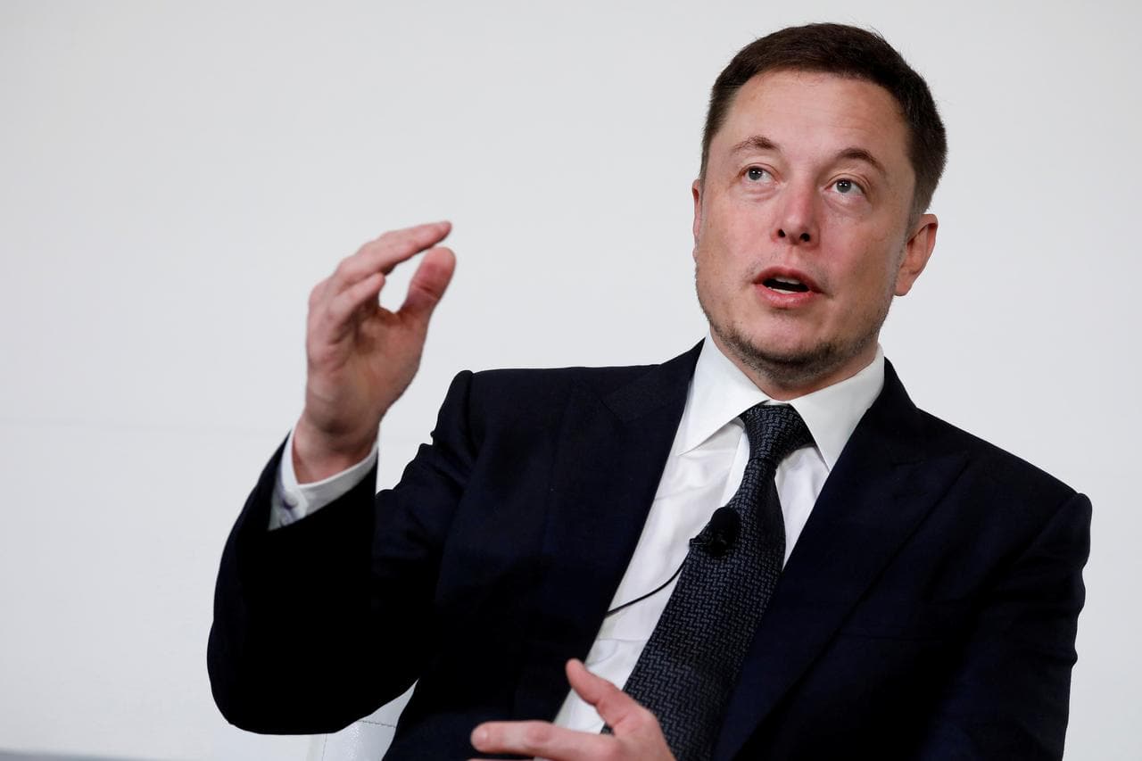 Musk: Tesla'ya siber sald�r� engellendi
