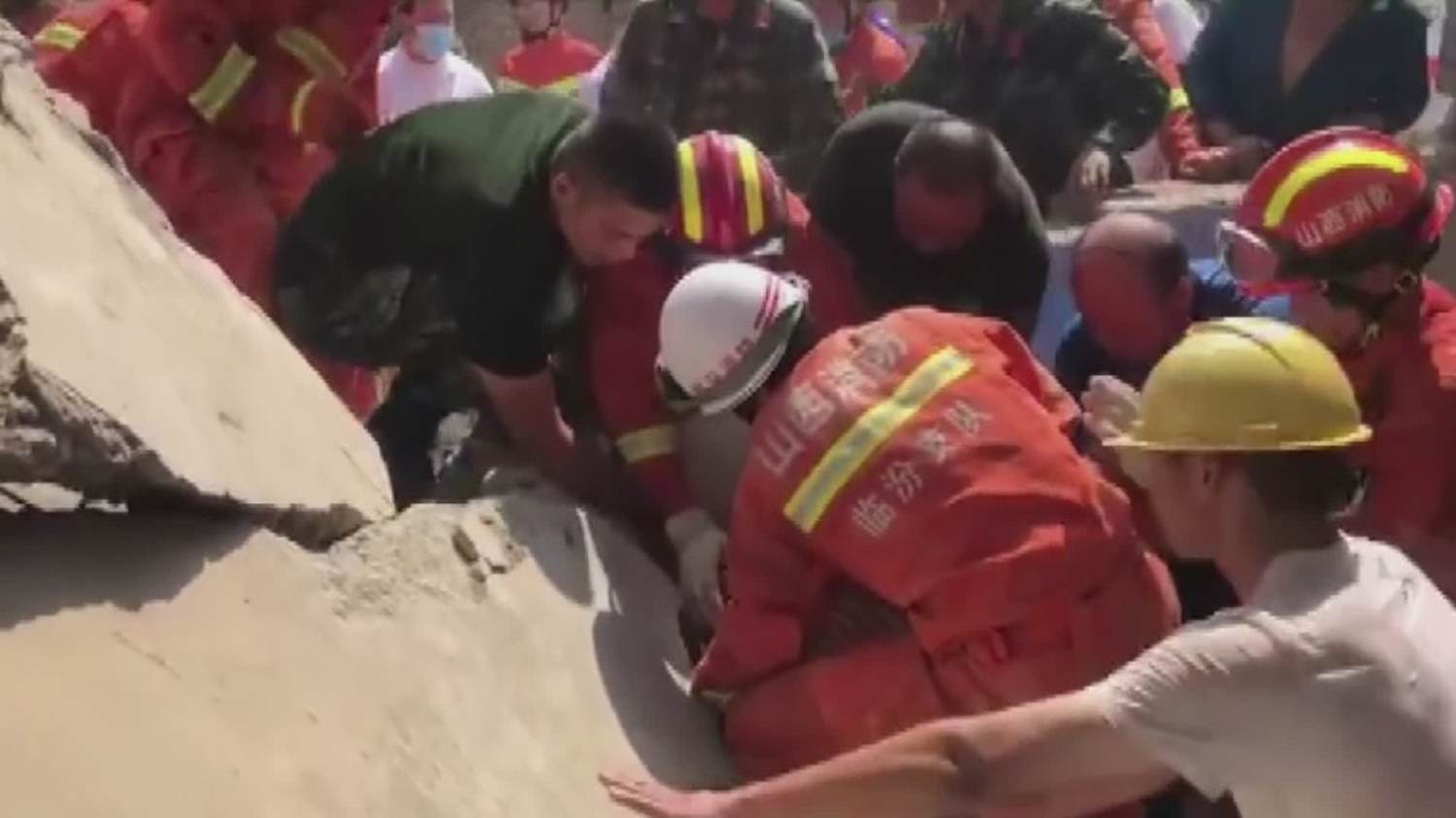 �in'de restoranda facia: En az 13 ki�i hayat�n� kaybetti