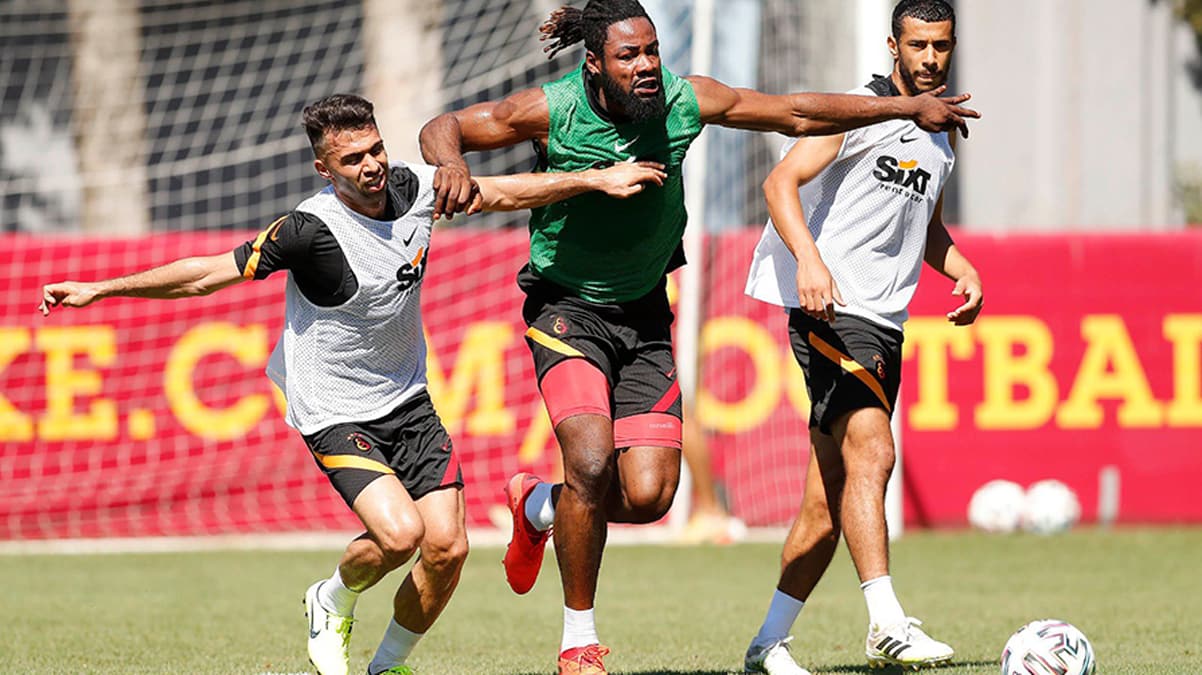 Galatasaray'dan dayan�kl�l�k �al��mas�