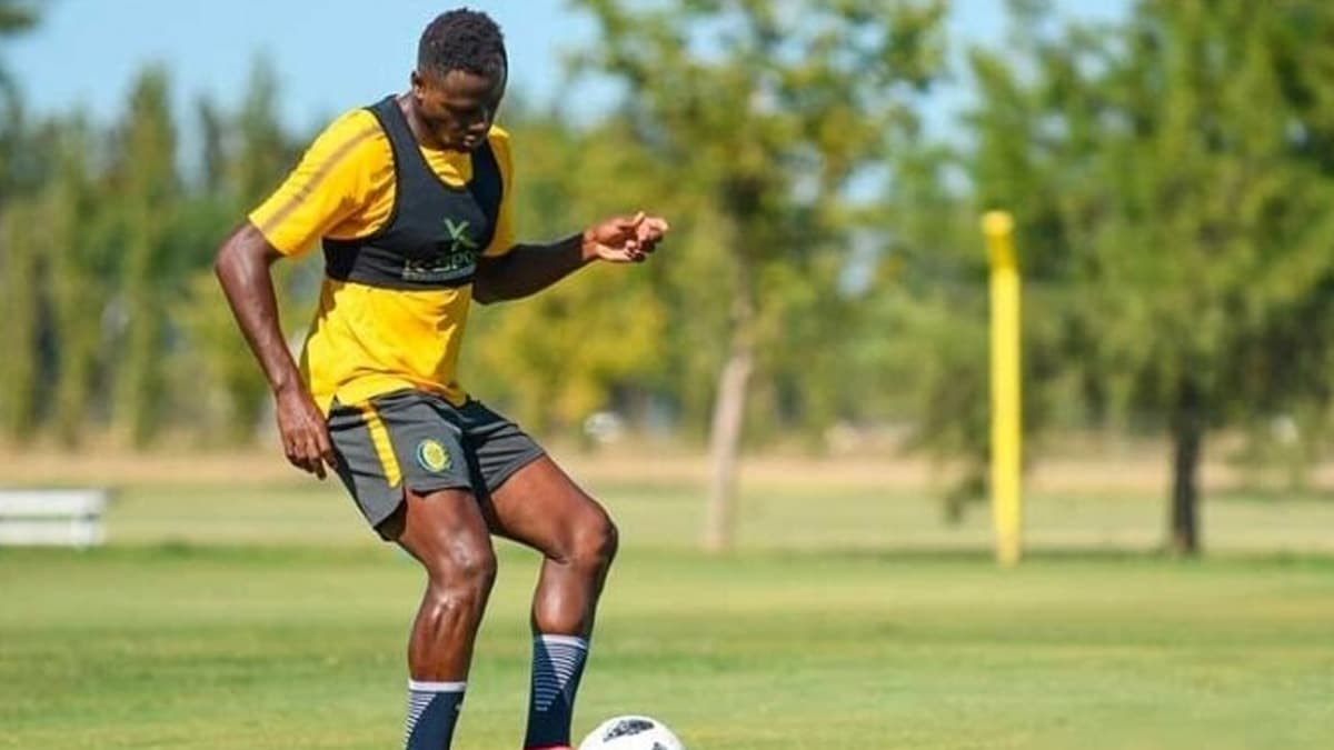 �lke bas�n�na konu�tu: 'Galatasaray'da bedava oynar�m'