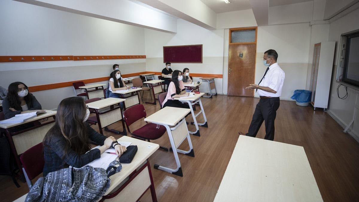 E�itim-��retim �ncesi m�jde! Cumhurba�kan� karar�yla KDV oran� y�zde 8'den 1'e indirildi