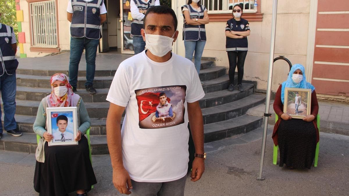 Evlat nbetindeki baba PKK'llar pusu kurdu demiti, evinin etrafnda pompal tfek fiei bulundu