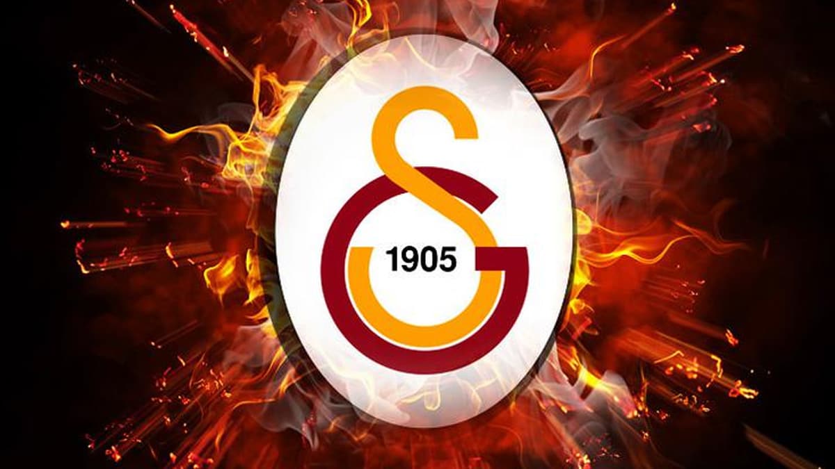Galatasaray'da fla� geli�me! 'Ayr�lmak istiyorum'