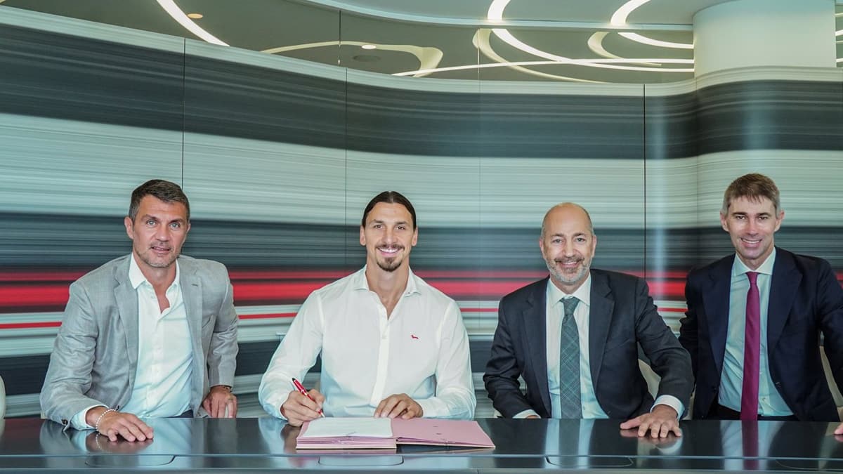 Ibrahimovic imzay� att�!