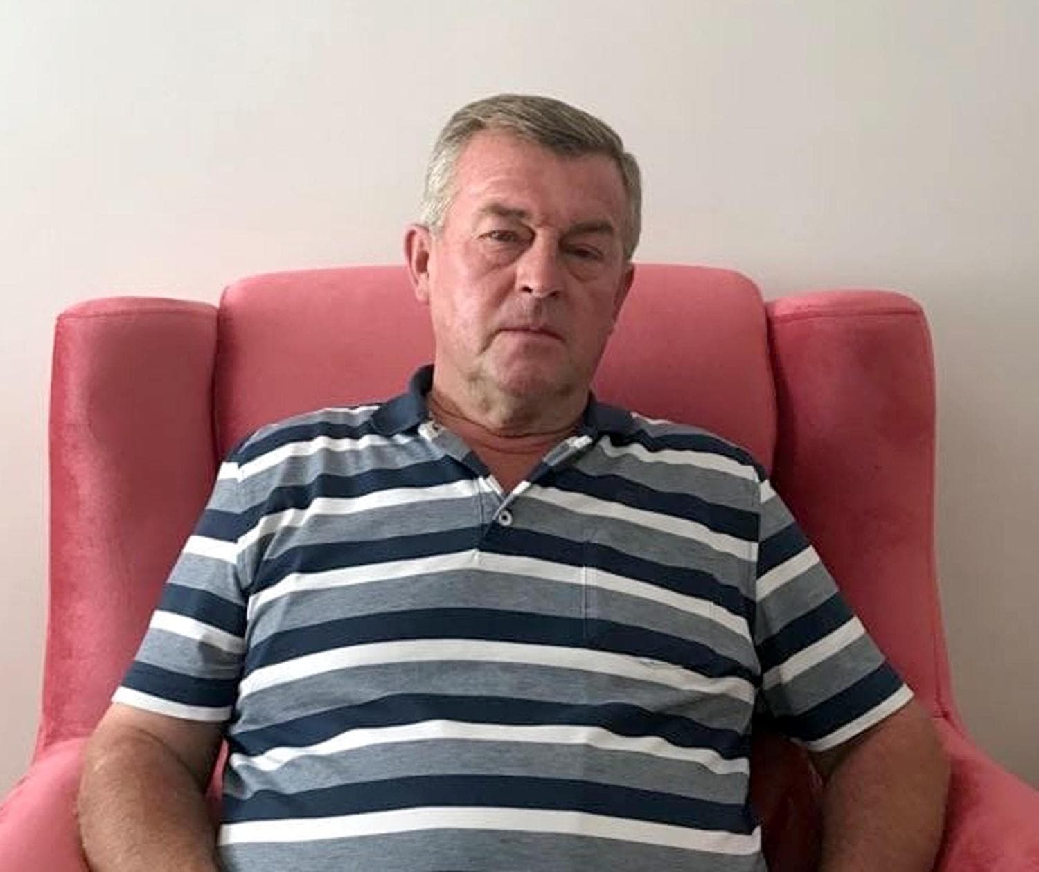 Baheye yaban domuzu girdi sand tfekle ate at, aabeyini vurdu