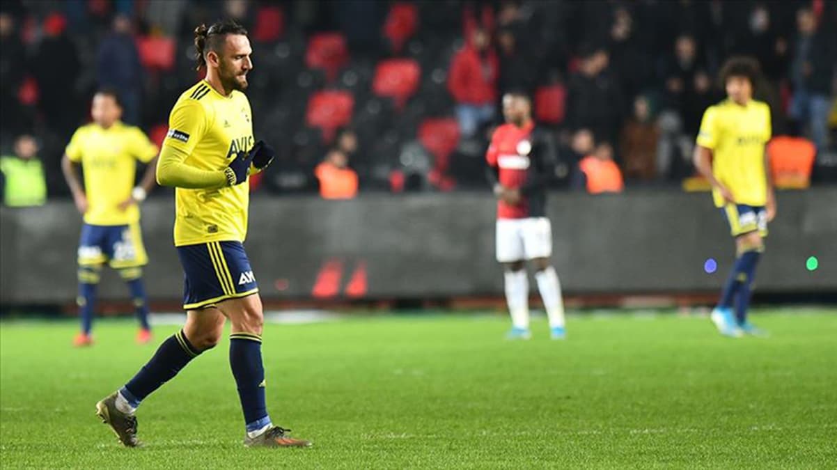 Fenerbah�e'den �a��rtan a��klama