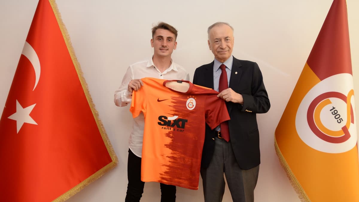 Mustafa Cengiz: 'Transferleri se�erek, itina ile yap�yoruz'
