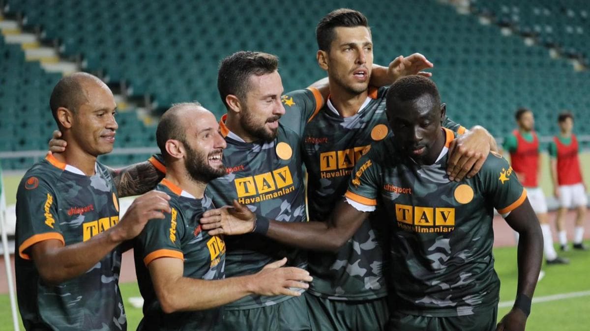 Bambaka bir Alanyaspor geliyor