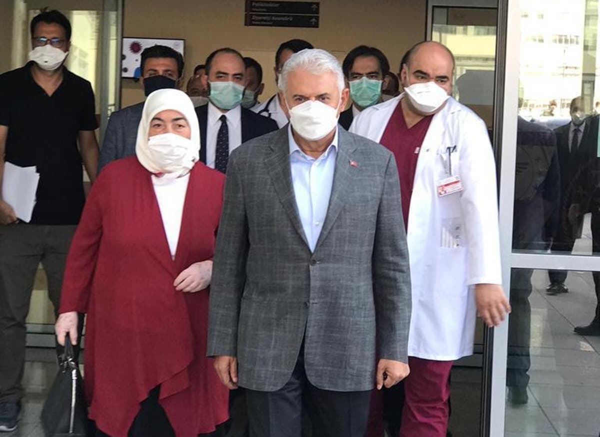 Binali Y�ld�r�m koronavir�se yakaland�!