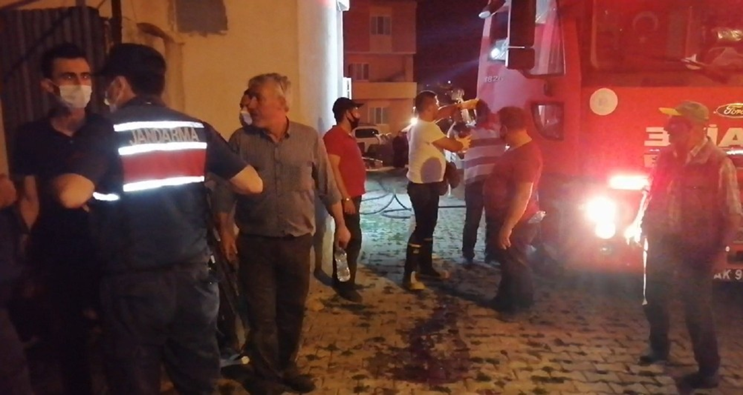 F�r�ndan s��rayan ate�ler ah�r� k�le �evirdi