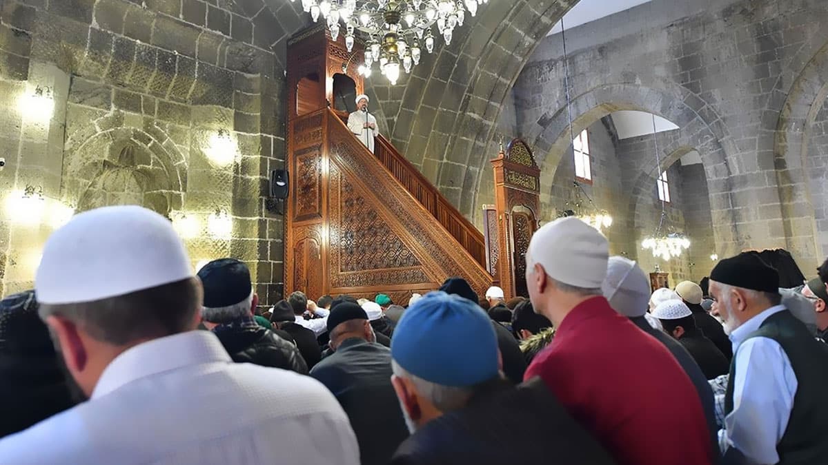 Diyanet Cuma Hutbesi'nin bu haftaki konusu ne? 4 Eyl�l 2020 cuma hutbesi