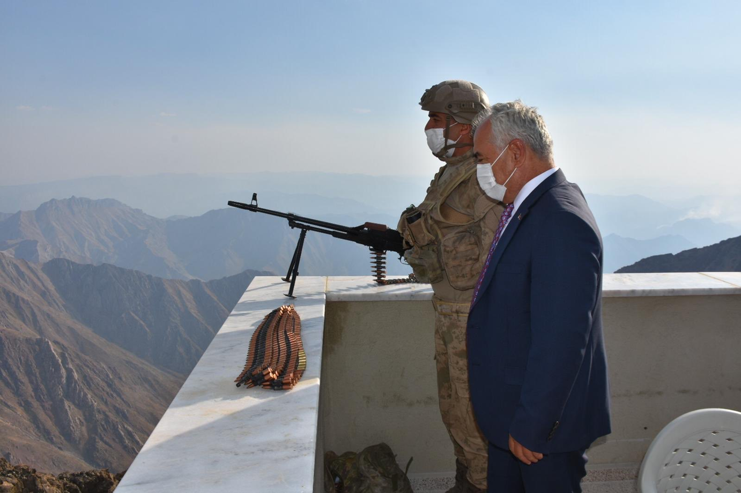 ��i�leri Bakan Yard�mc�s� Ersoy'dan Y�ksekova'daki �s B�lgesine ziyaret