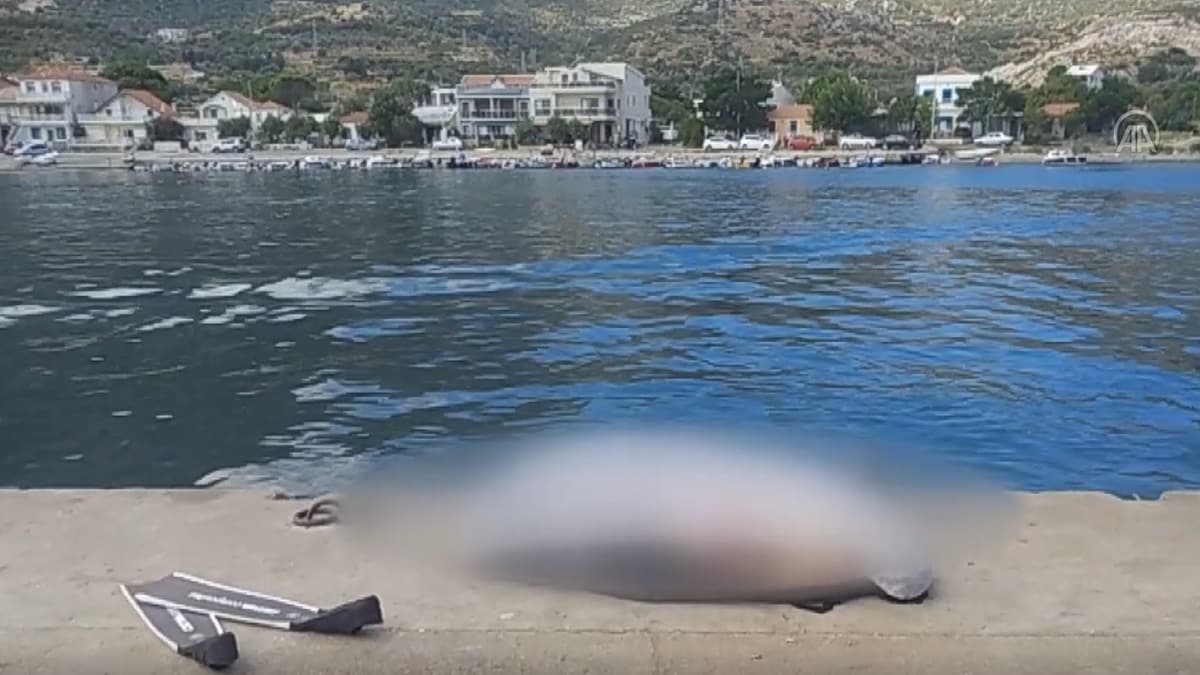 Karaburun sahilinde dalg�� k�yafetli ceset bulundu