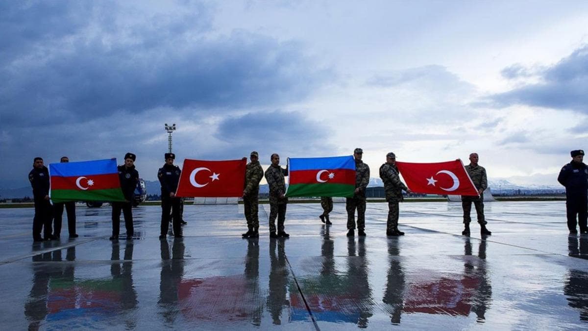 Trkiye ve Azerbaycan'dan sava sahnelerini aratmayan tatbikat