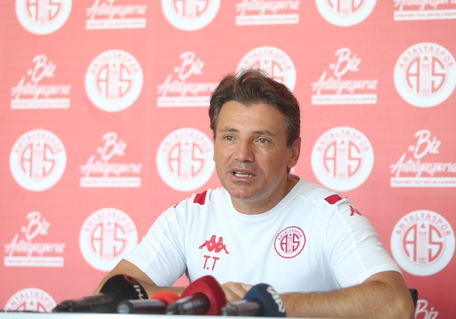 Antalyaspor galibiyetle ba�lamak istiyor