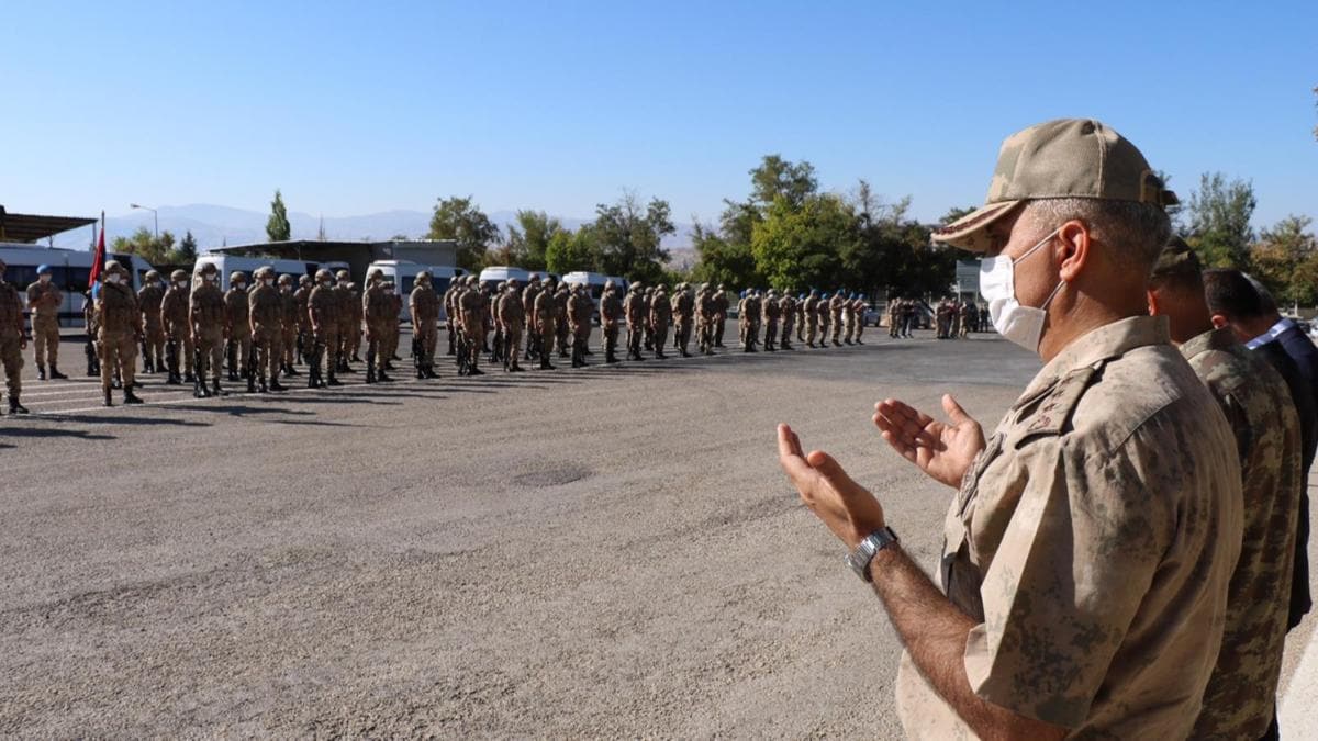 154 jandarma komando dualarla Suriye'ye uurland