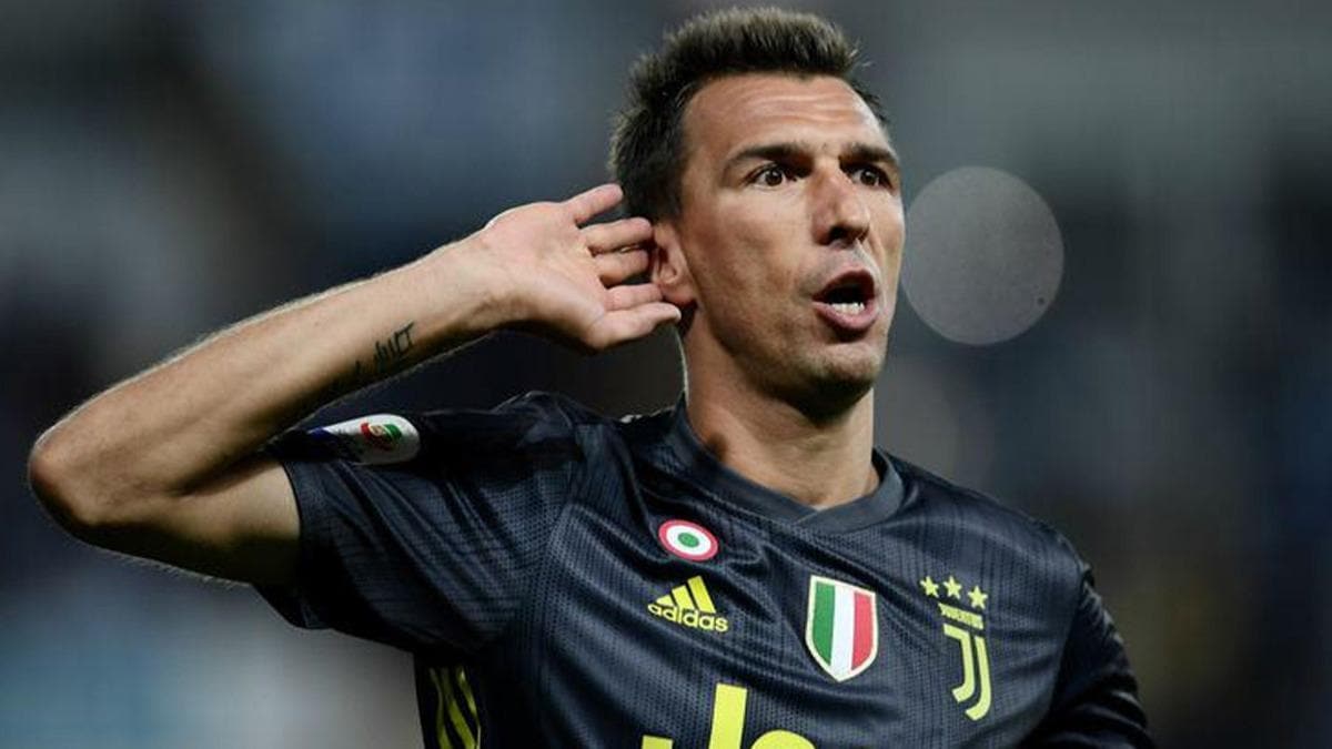 Mandzukic'den Beikta taraftarna srpriz hareket