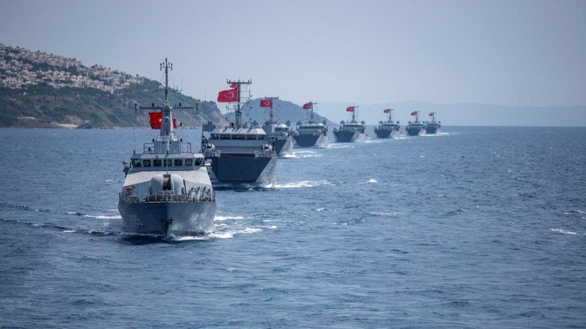 Trkiye savunmada 4 koldan akll teknoloji gelitiriyor: Sr konseptini denize tadlar
