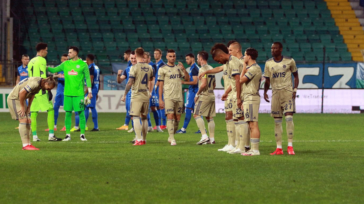 R�dvan Dilmen: 'Ben b�yle penalt� vermem'