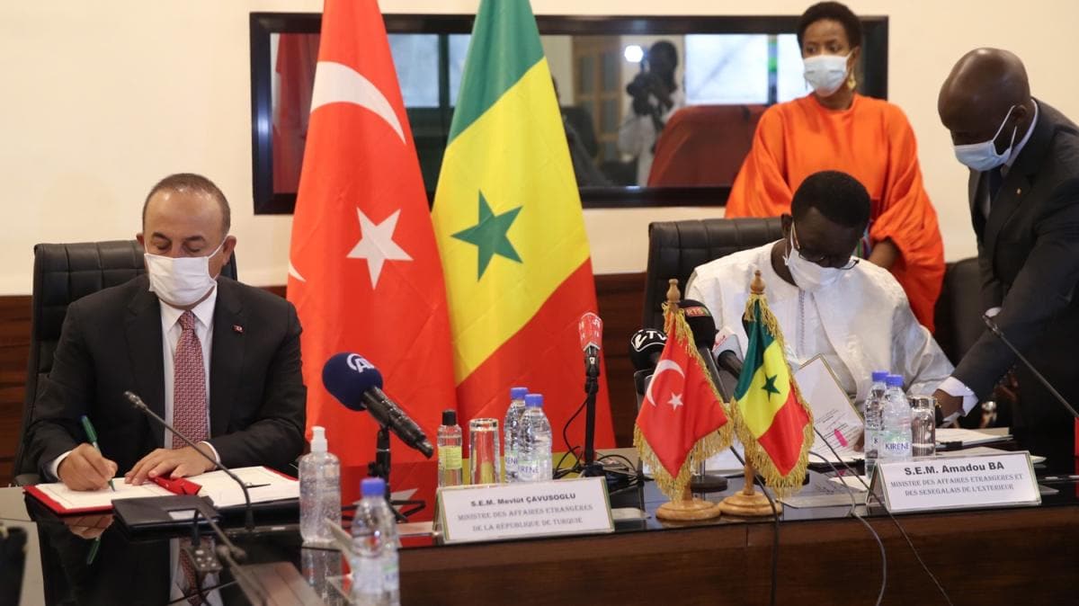 Trkiye-Senegal arasnda i birlii anlamalar imzaland